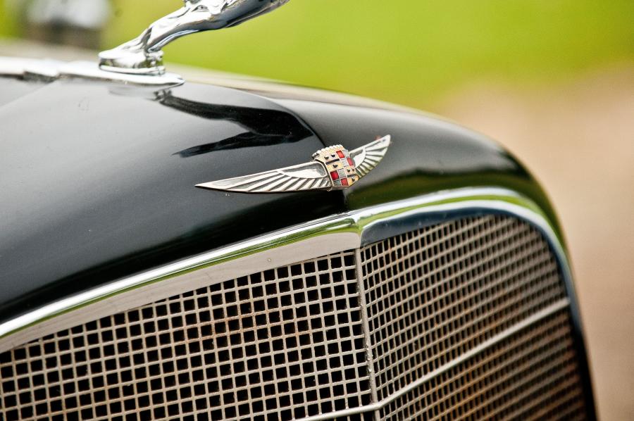  Cadillac Series 60 7-Passenger Limousine by Fleetwood 1933 года  (фото 16 из 21)
